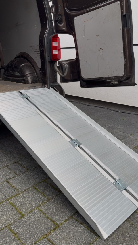 Najazd aluminiowy składany 155cm